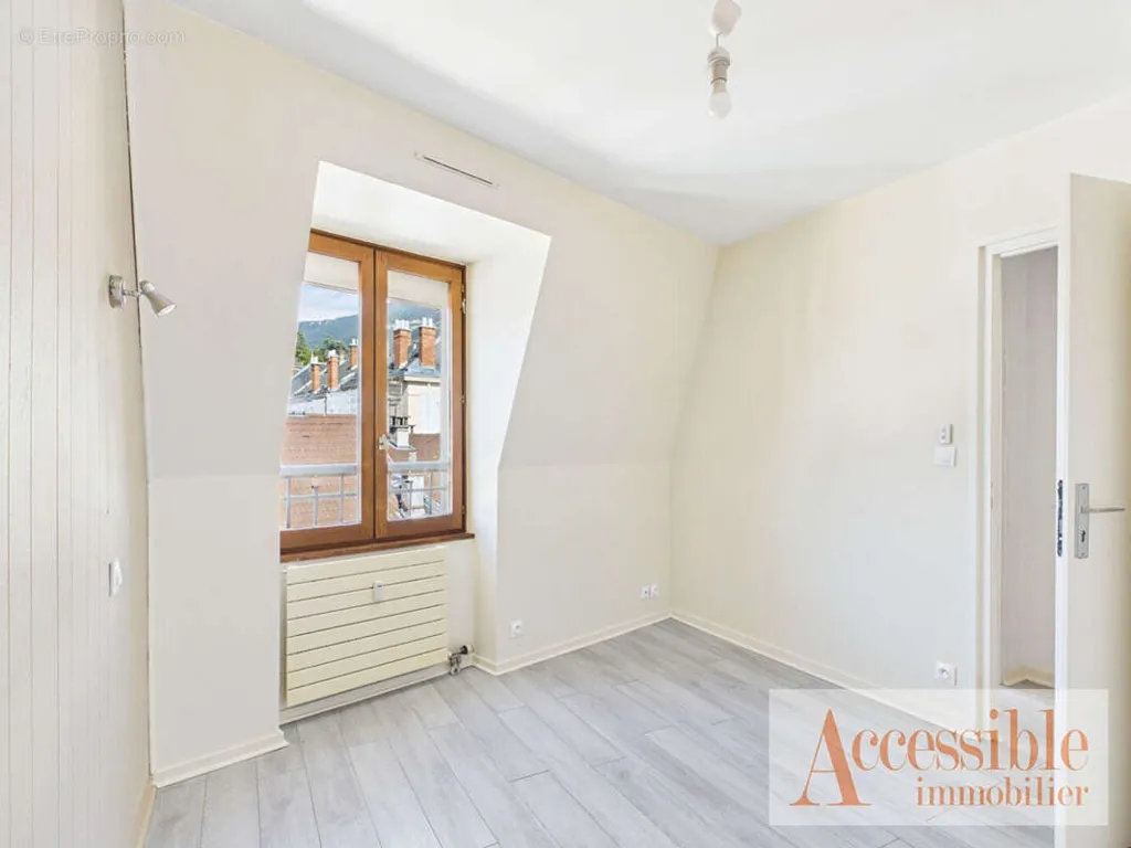 Toad - Charming Duplex in Aix-les-Bains Centre