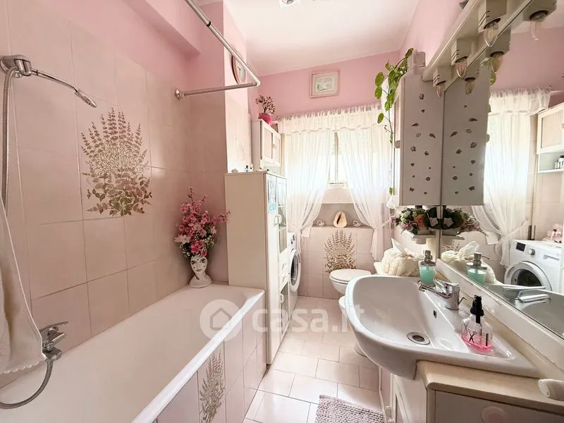 Salles de bain - Spacious Apartment with Balcony in Rome