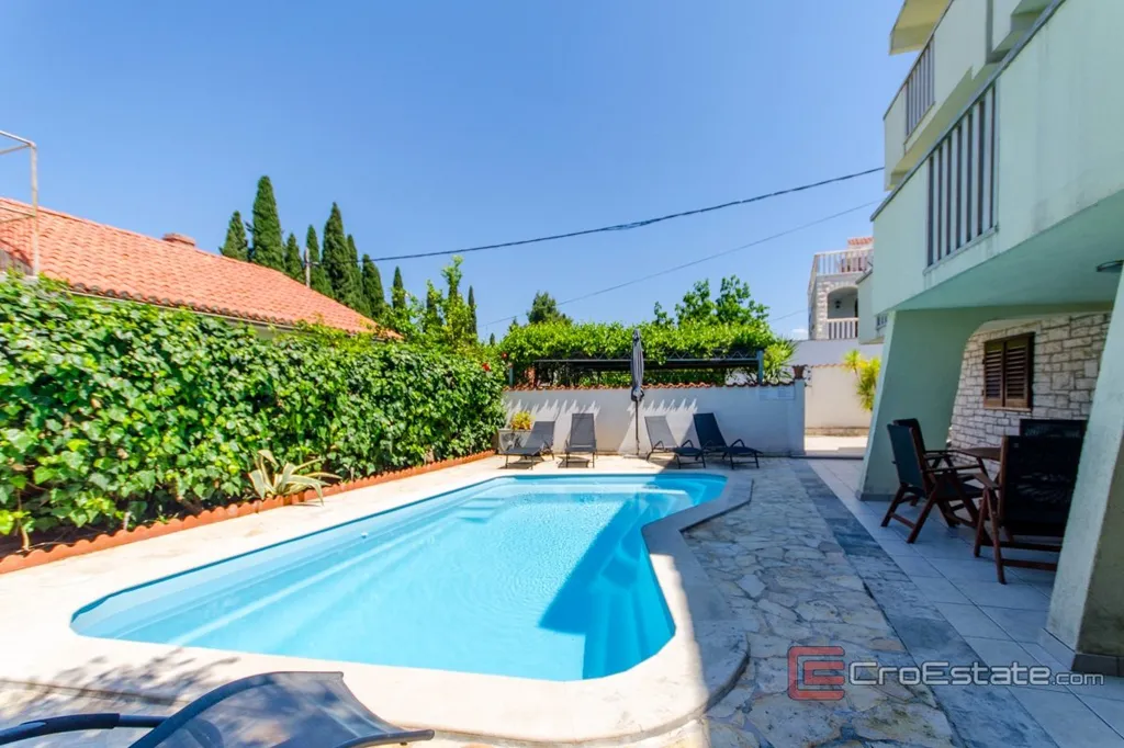 Piscina - Apartment House with Sea View on Brac