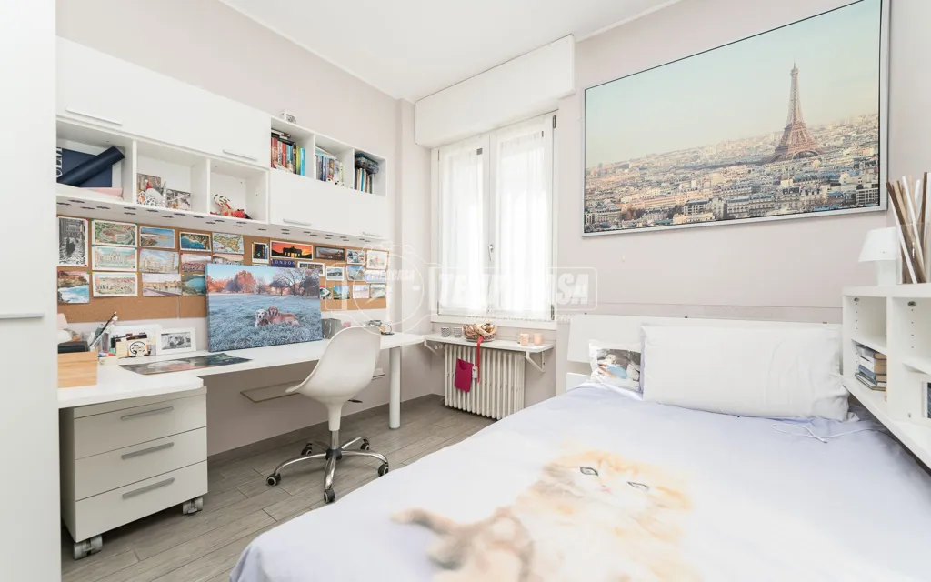 Chambres - Quadrilocale with Private Gardens in Milan