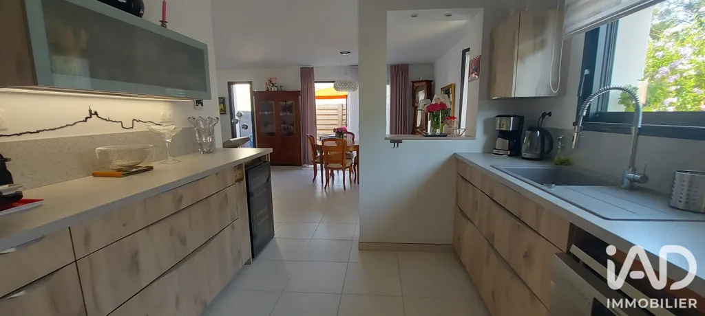 Cuisine - Maison Récemment Construite avec Jardin à Saint Alban