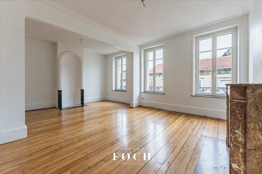Séjour - Appartement Duplex avec 4 Chambres à Nancy