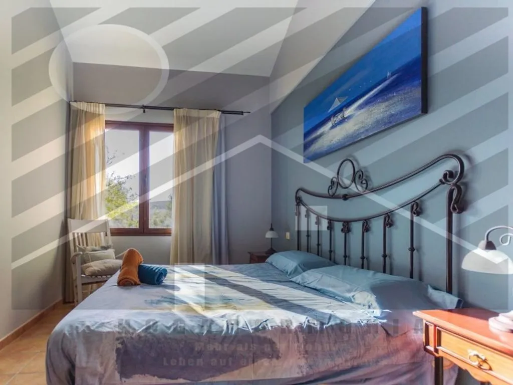Magamistoad - Luxury Villa with Dual Pools in Lajares