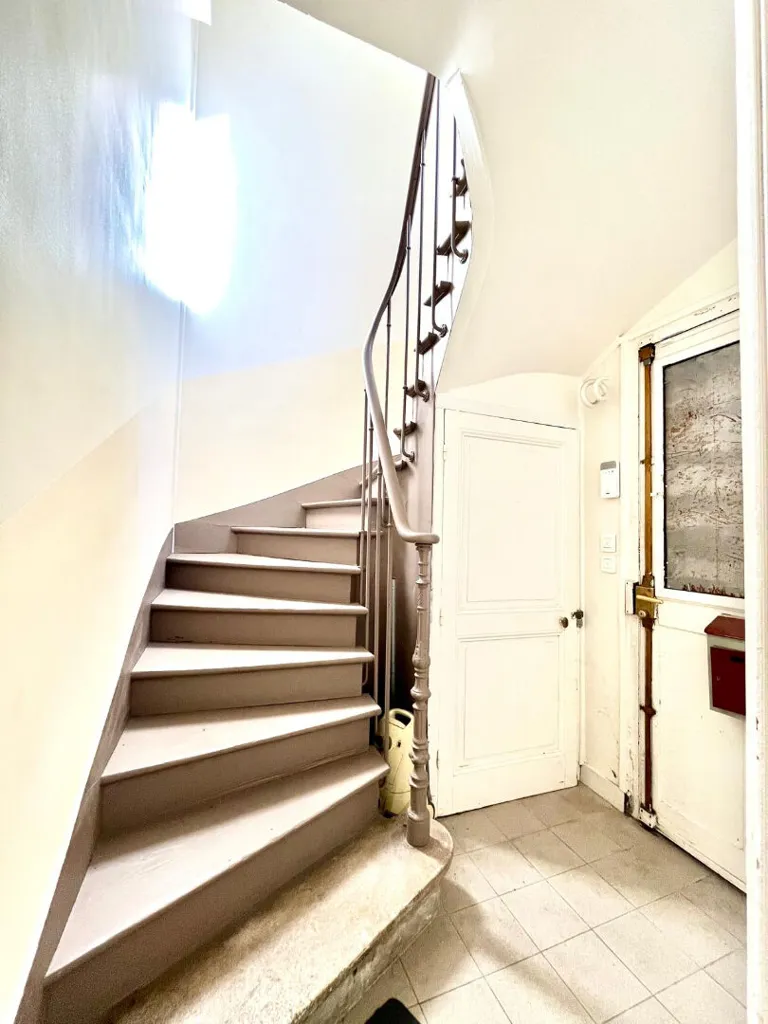 Pièces - Maison Répartie en 3 Appartements à Montreuil