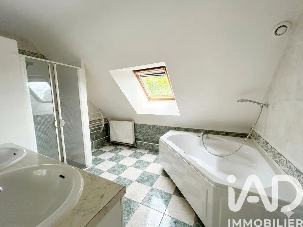 Vannitoad - Traditional House with Studio in Saint-Nolff