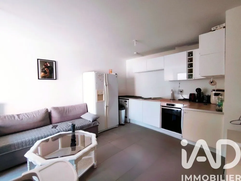 Cuisine - Appartement Rénové en Centre-ville avec Parking