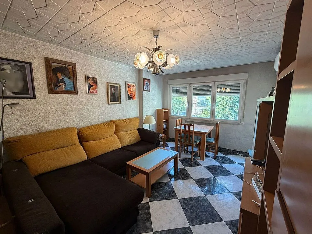 Séjour - Apartment with Terrace in Canillejas, Madrid