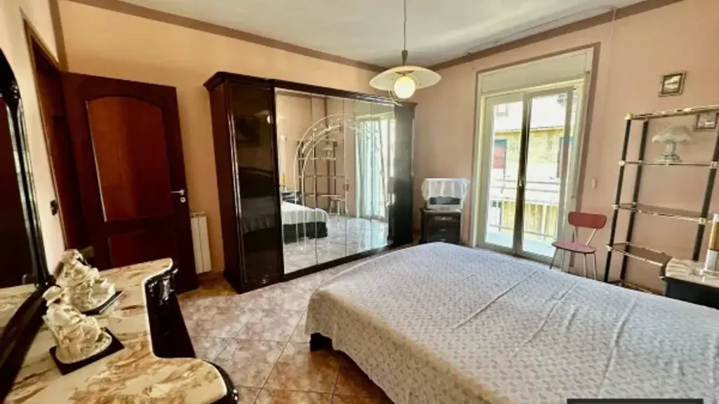 Magamistoad - Terraced House with Office Space in Canicattì