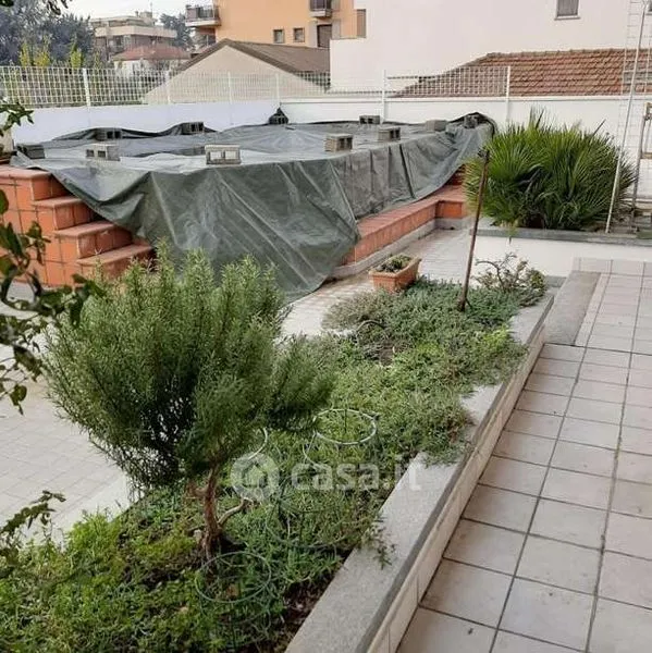 Terrace - Four-Level Villa with Pool in Vercelli