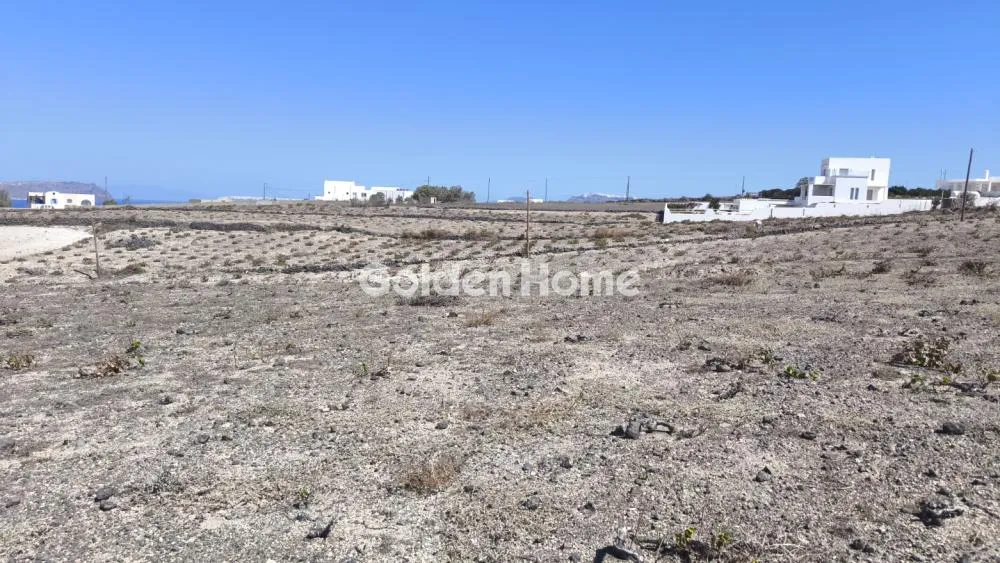 Jardin - Plot with Sea View in Santorini Acrotiri