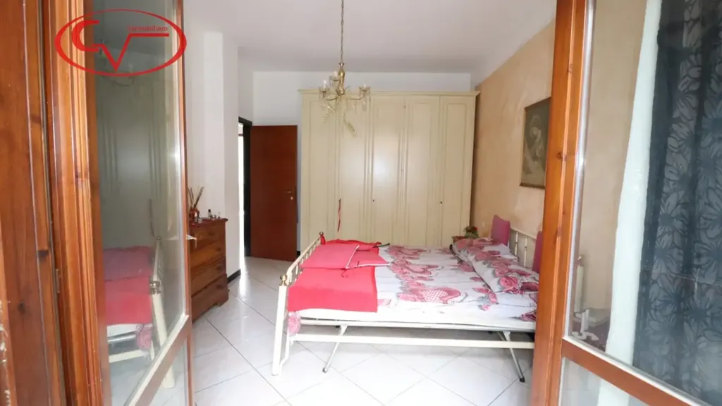 Chambres - Apartment with Terrace in Montevarchi