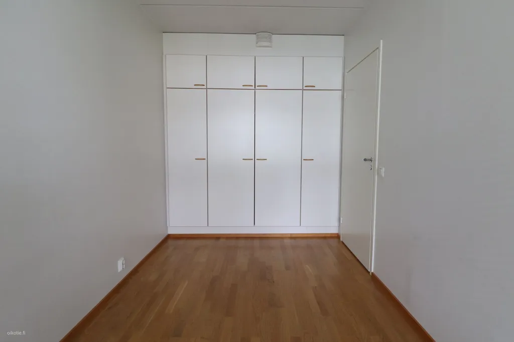Pièces - Spacious Apartment with Balcony in Intiö, Oulu