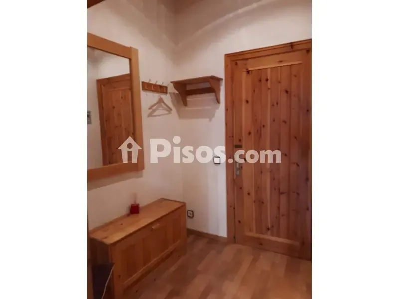 Entrée - Rustic Apartment with Mountain Views in El Tarter