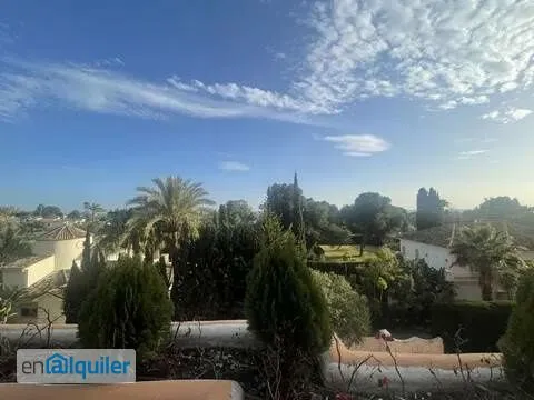 Jardin - Duplex with Sea View and Jacuzzi in Estepona