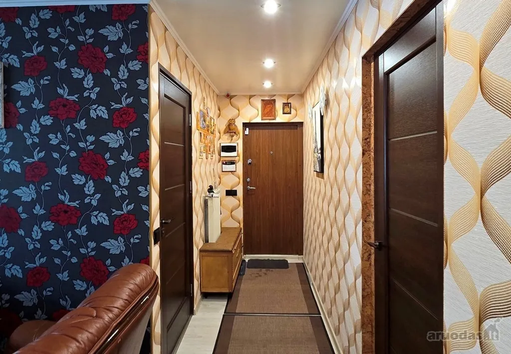 Entrée - Modernised 3-Bedroom Flat with Balcony in Dainavos