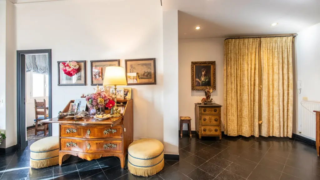 Entrée - Apartment with Sea View in Albaro, Genoa