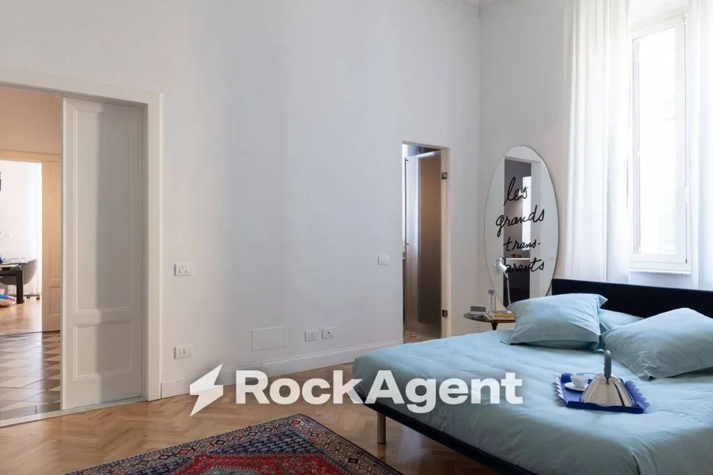 Luxury Apartment with Balcony in Leghorn