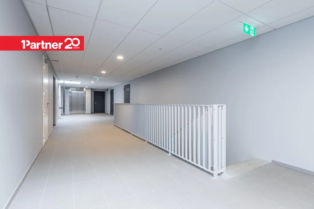 hallway_entrance