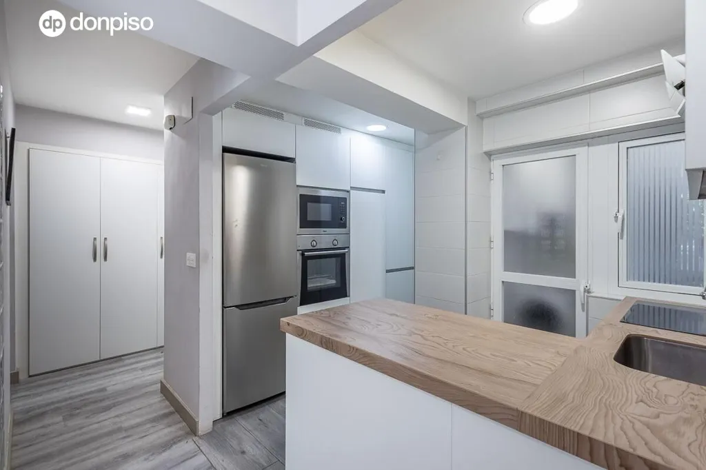 Köök - Modern Flat with Terrace in Avenida Cervantes, Granada