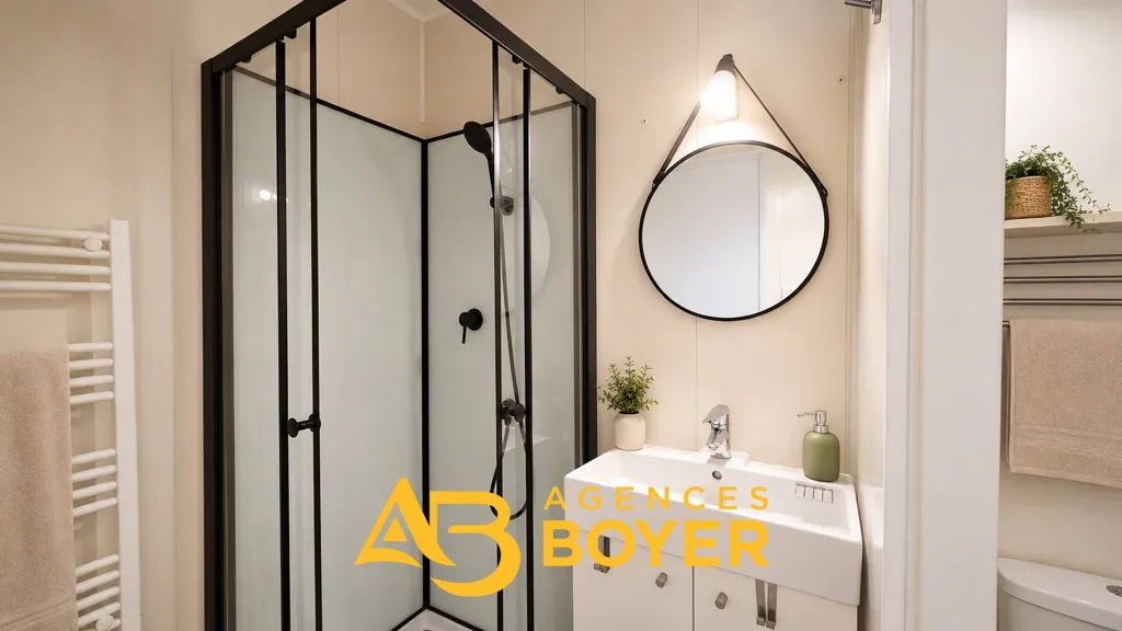 Salles de bain - Studio avec Terrasse Vue Mer à Bandol