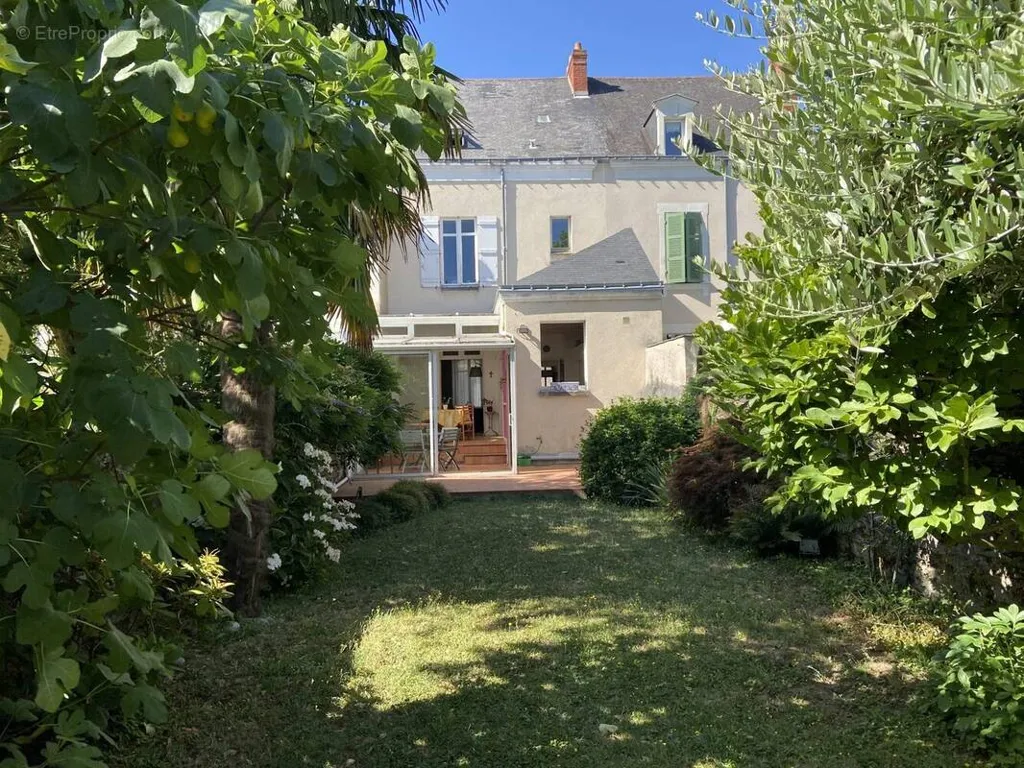 Jardin - Maison Ancienne avec Jardin à Angers