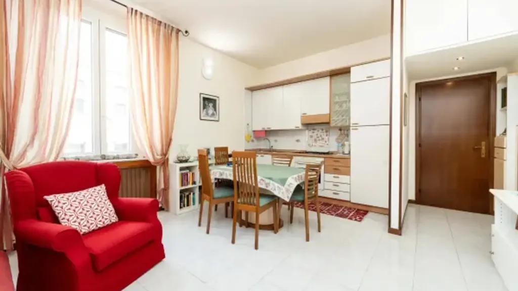 Soggiorno - Two-Bedroom Apartment with Loft in Milan
