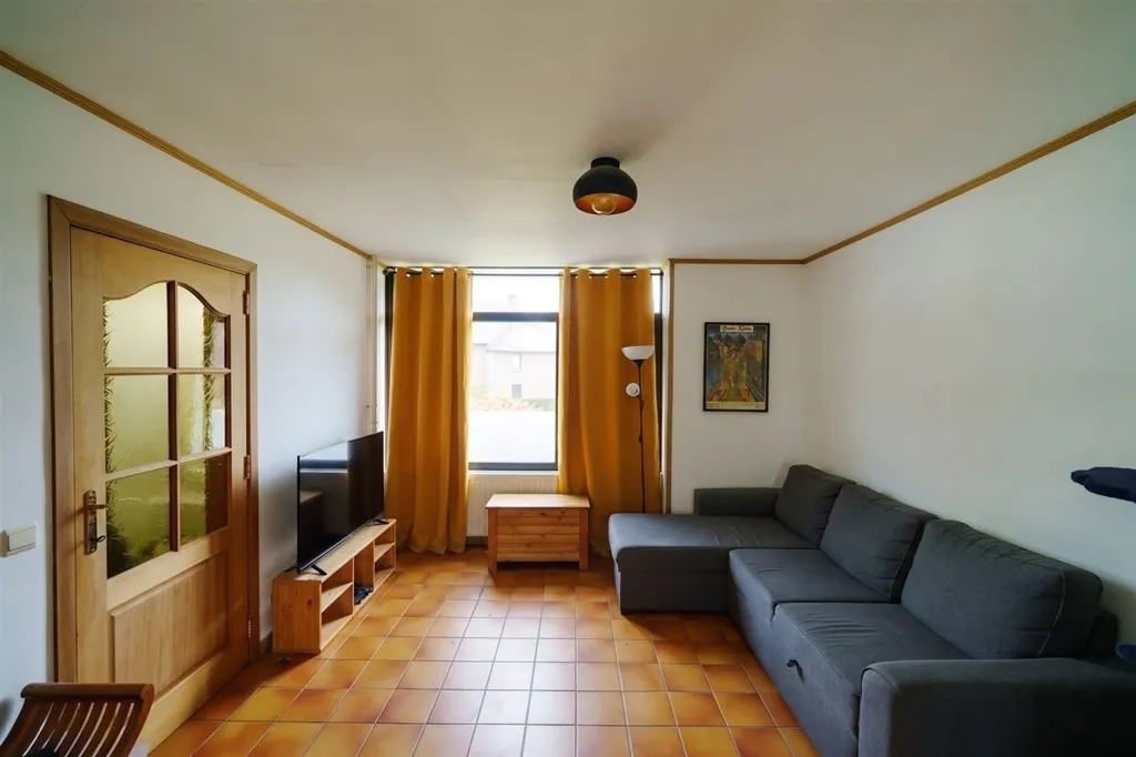 Living Room - Two-Faced House with Garden in Gembloux