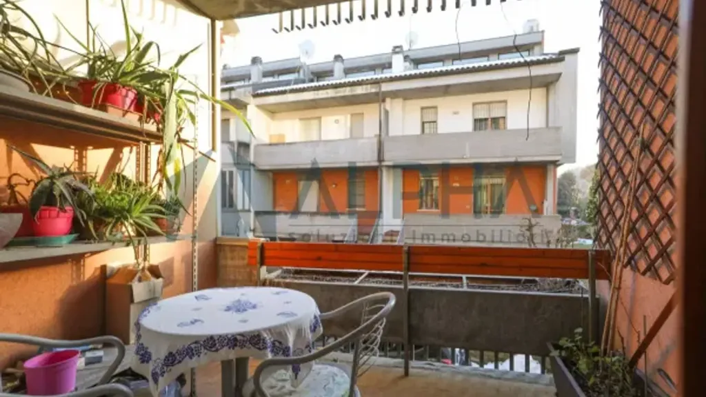 Balcon - Trilocale with Balcony and Veranda in Cesena