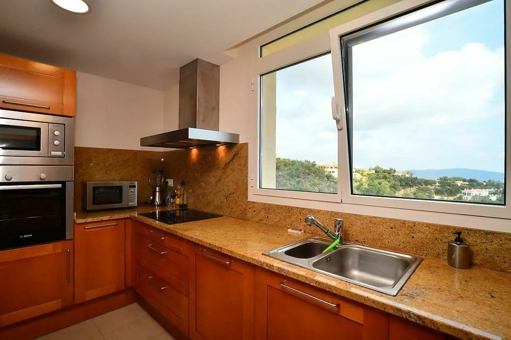 Cuisine - Luxury Villa with Sea View in Platja d'Aro