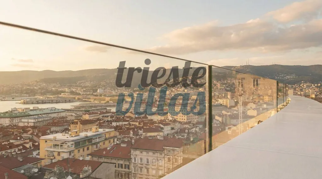 Terrazza - Duplex Apartment with Sea View in Trieste