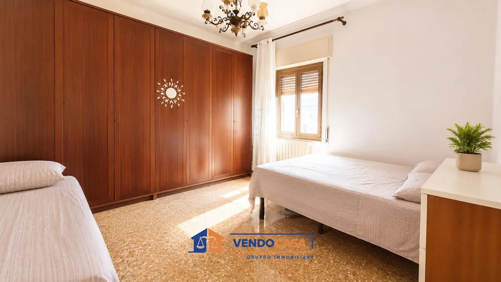 Magamistoad - Central Triplex with Balcony in Imperia