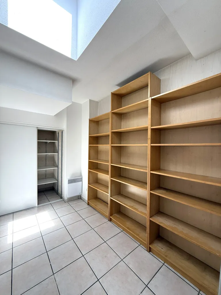 Buanderie - Appartement Duplex avec Terrasse au Centre de Castanet