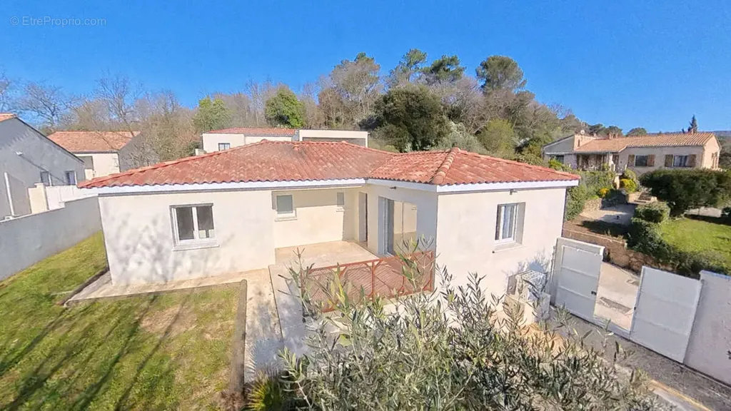 Exterior - Recent Villa with Garden in Saint-Michel-d'Euzet