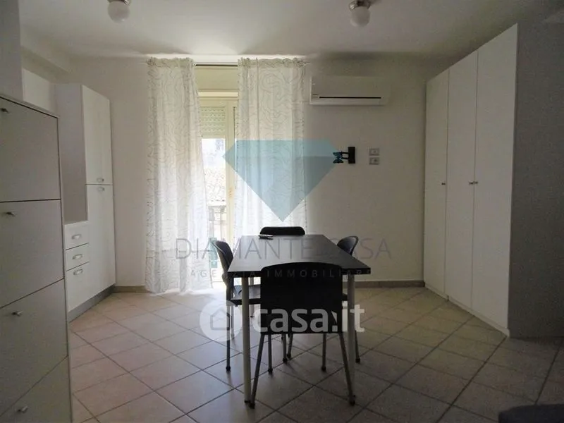 Söögituba - Studio Flat with Balcony in Catania