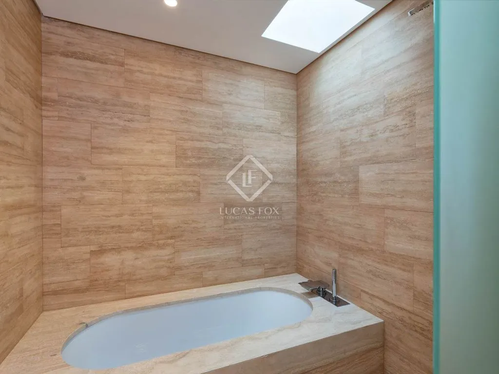 Salles de bain - Architectural Villa with Sea View in Aiguablava