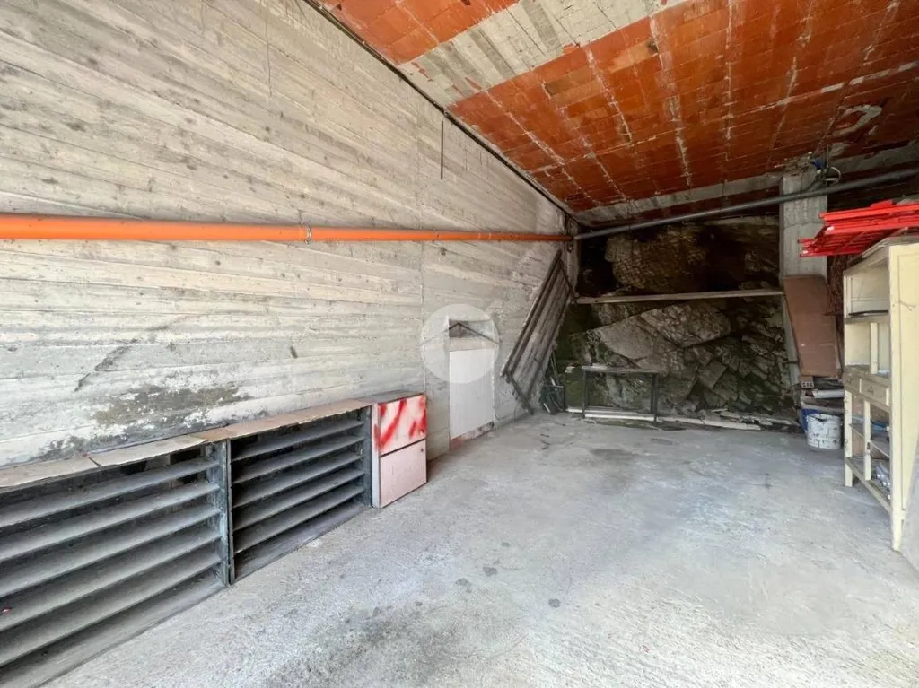 Garaaž - Mansard Apartment with Panoramic View in Monastero di Lanzo