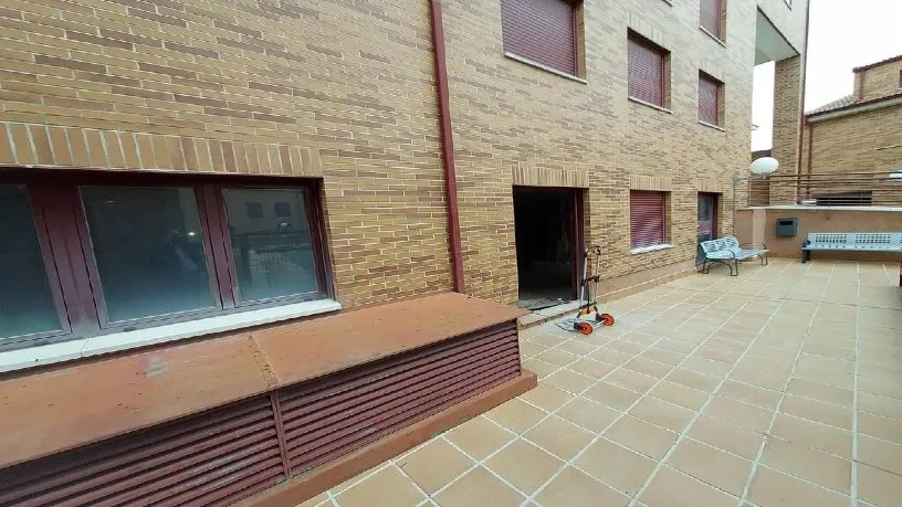 Terrasse - Apartment with Garage in Casarrubios del Monte