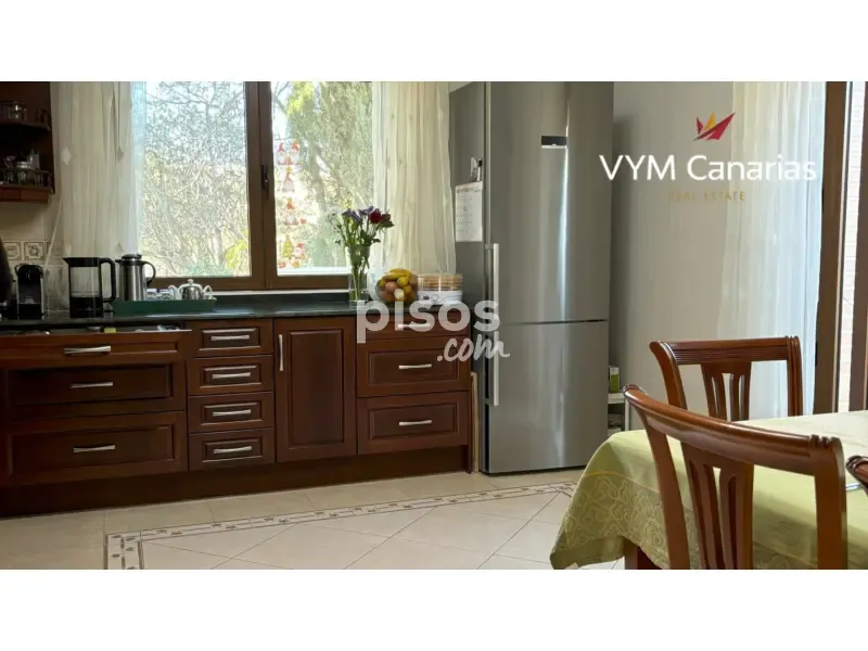 Cuisine - Luxury Villa with Pool in Ciudad Quesada