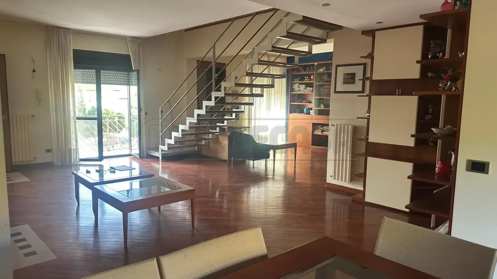 Elutuba - Spacious Apartment with Balconies in Catanzaro
