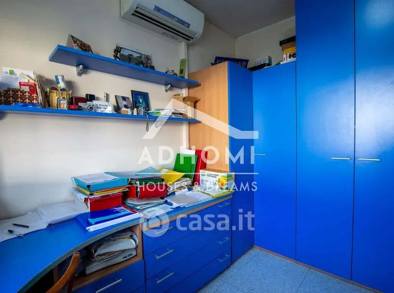 Bureau - Penthouse with Sea View in Cagliari