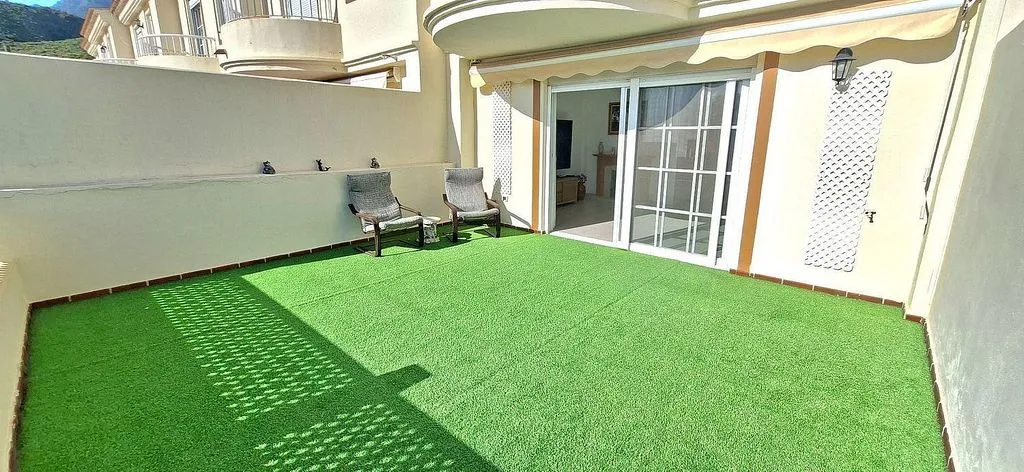 Terrass - Semi-Detached Villa with Pool in Chayofa