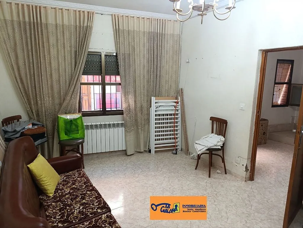Soggiorno - Two-Storey House with Terrace in Valdepeñas