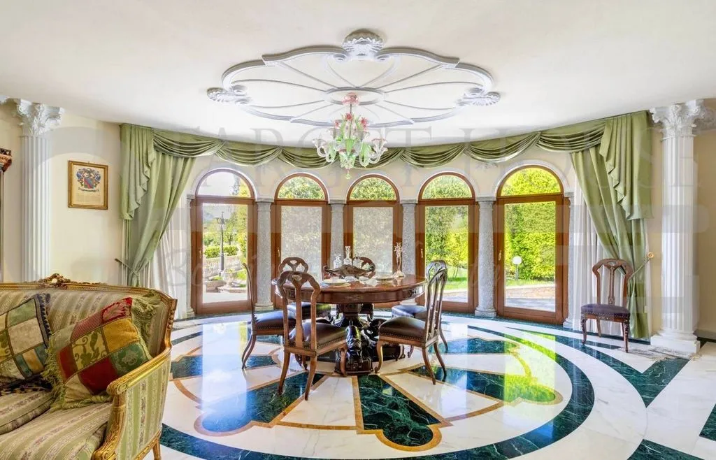 Salle à manger - Lakefront Villa with Private Garden in Verbania