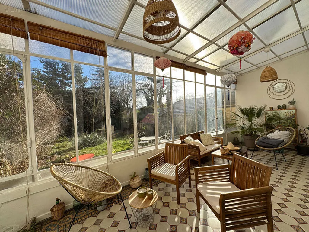 Terrazza - Character House with Garden in Melun Centre