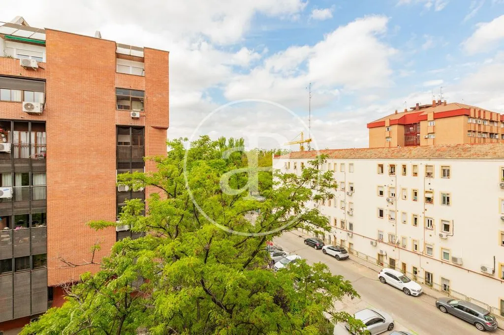 Välivaade - Luxury Apartment with River Views in Madrid