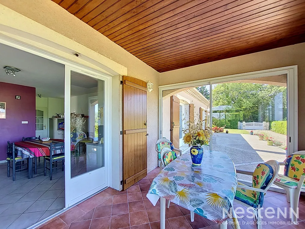 Terrazza - Contemporary House with Pool in Condom