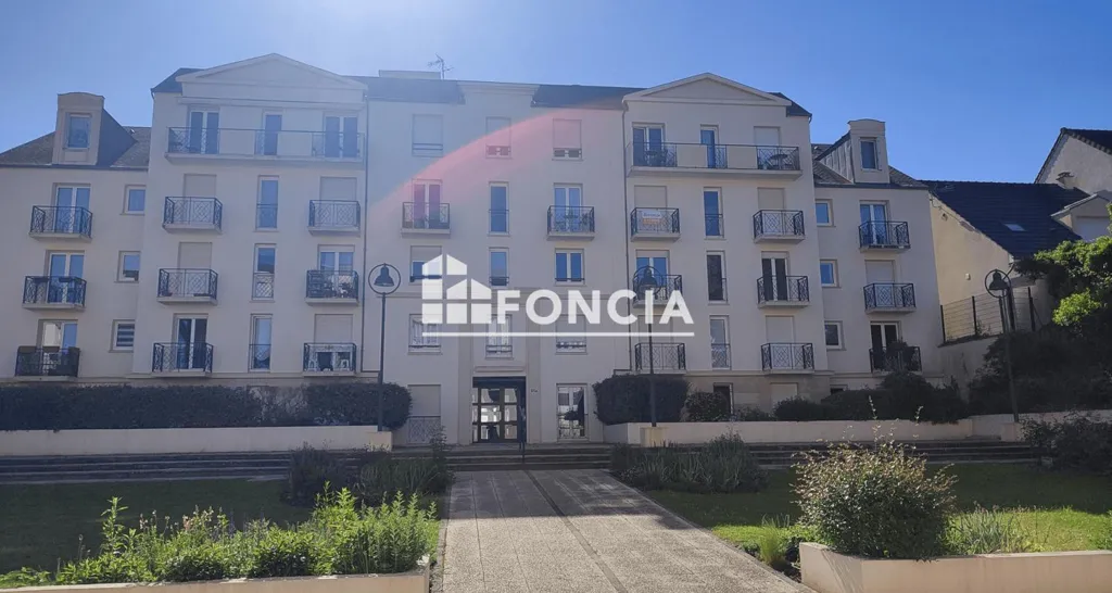Extérieur - Appartement 2 Pièces avec Balcon au Centre de Rambouillet