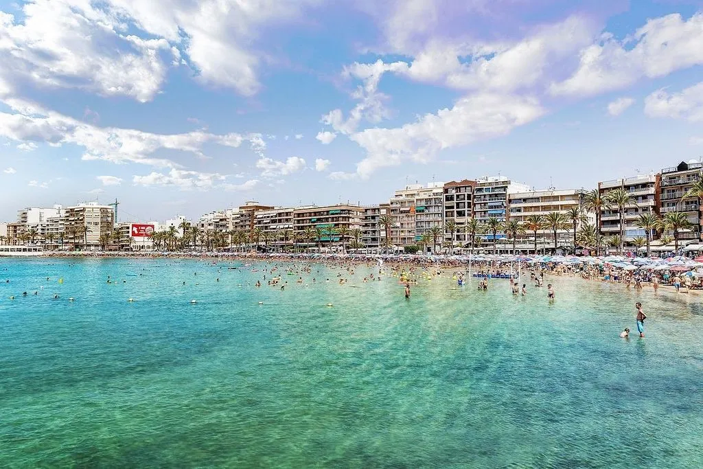 Holiday Apartment with Terrace in Torrevieja