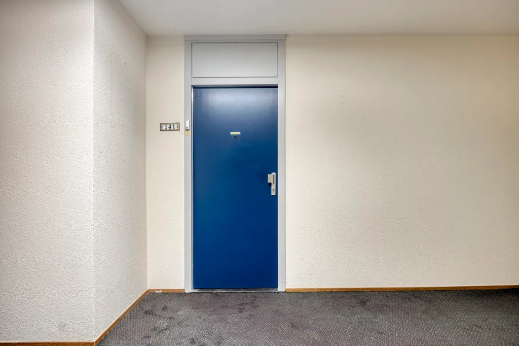 hallway_entrance