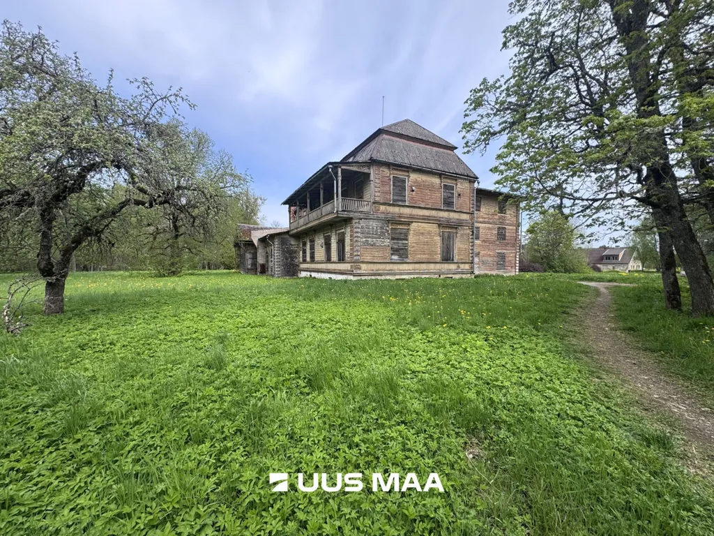 Välivaade - Historic Manor Complex in Roela, Lääne-Viru